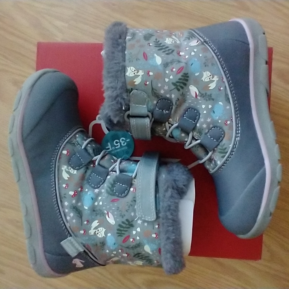 NEW IN BOX See Kai Run Winter Boots Size 2 Girl's